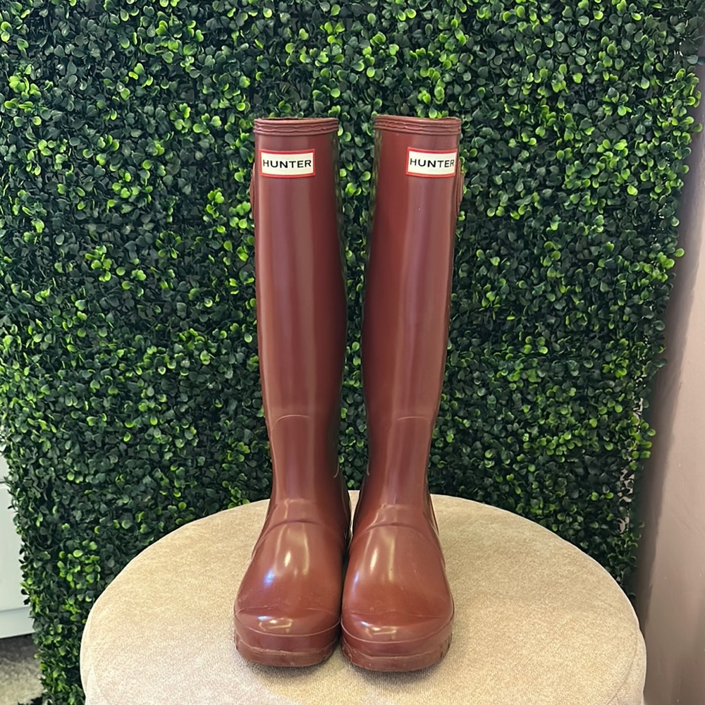 Hunter Classic Dark Red Boots